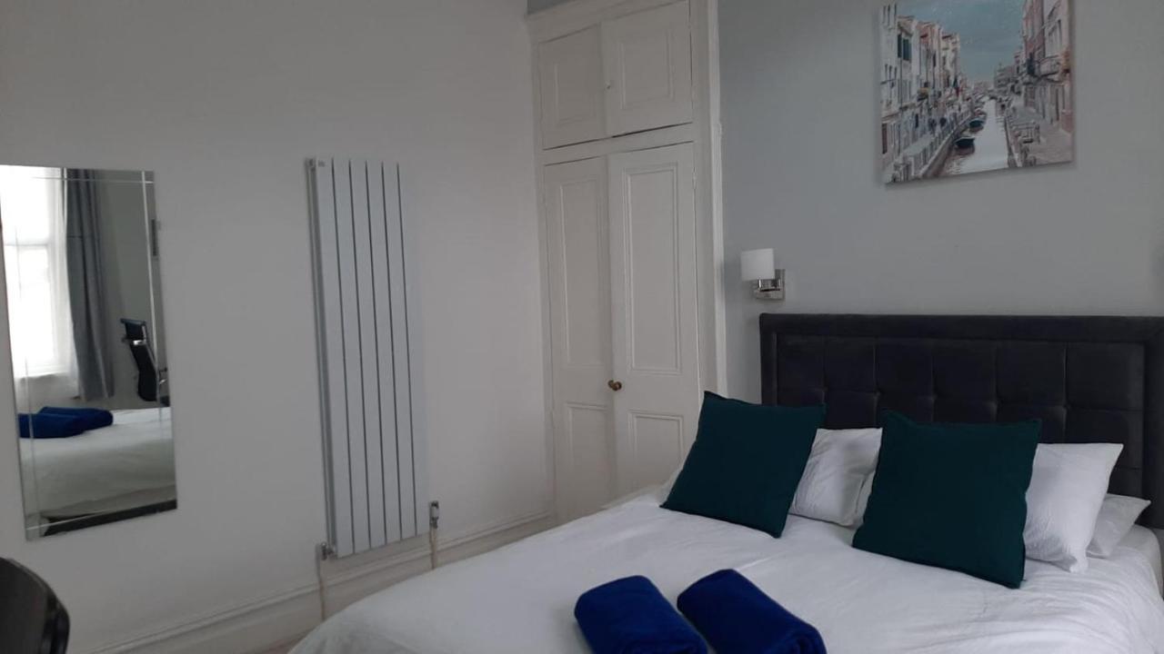 Regency Guesthouse Manchester Dış mekan fotoğraf