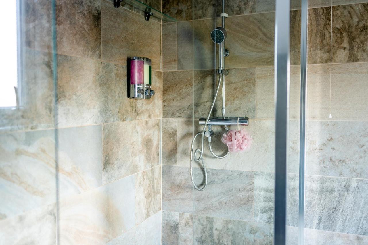 Regency Guesthouse Manchester Dış mekan fotoğraf